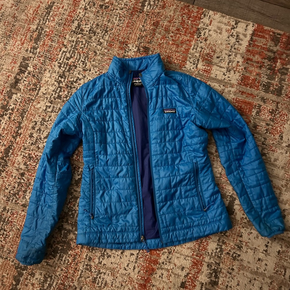 Patagonia Women's Vibrant Blue Puffer Jacket